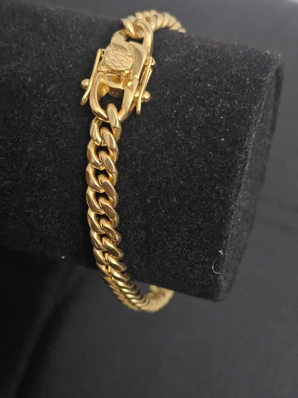 8in Gold-Plated Stainless steel-6mm Cuban Bracelet w/ triple Box lock